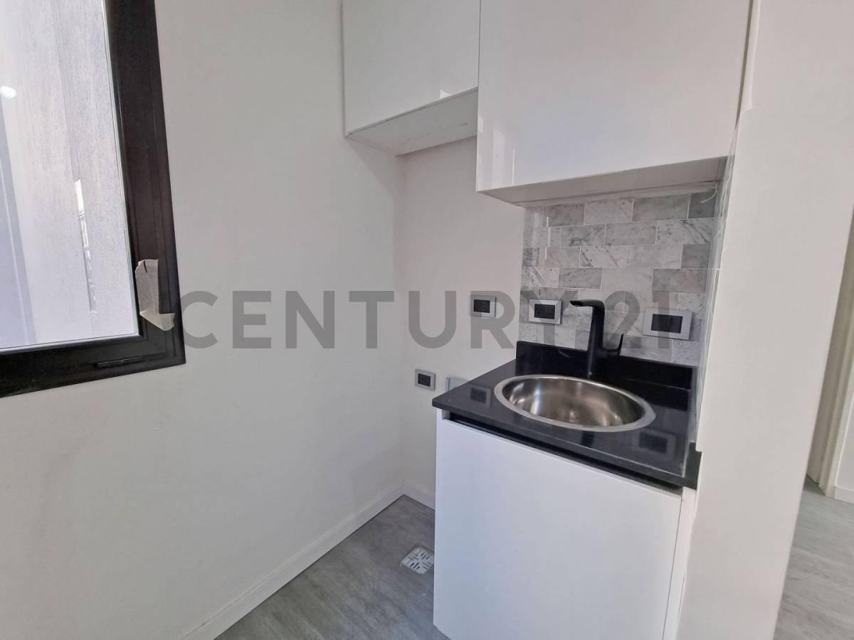 Venta Departamento 4 Ambientes con Patio Apto Crédito! 1