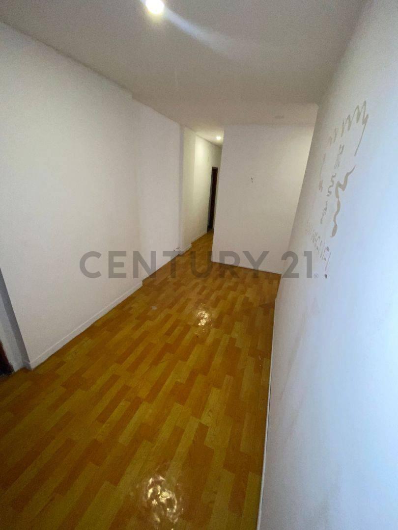 Venta de Piso Completo de 228 M²,en El Centro De San Miguel. 5
