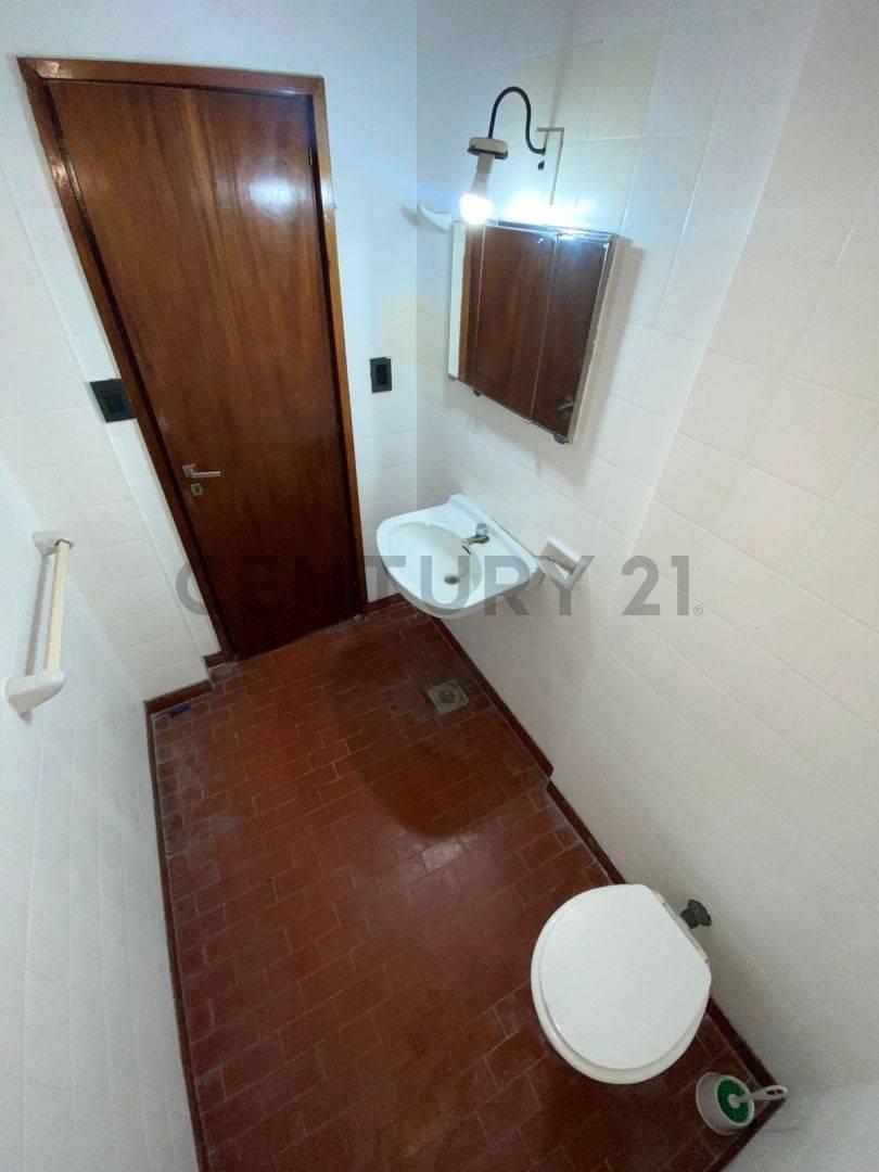Venta Departamento Contra Frente de 105 M²,en El Centro de San Miguel 2