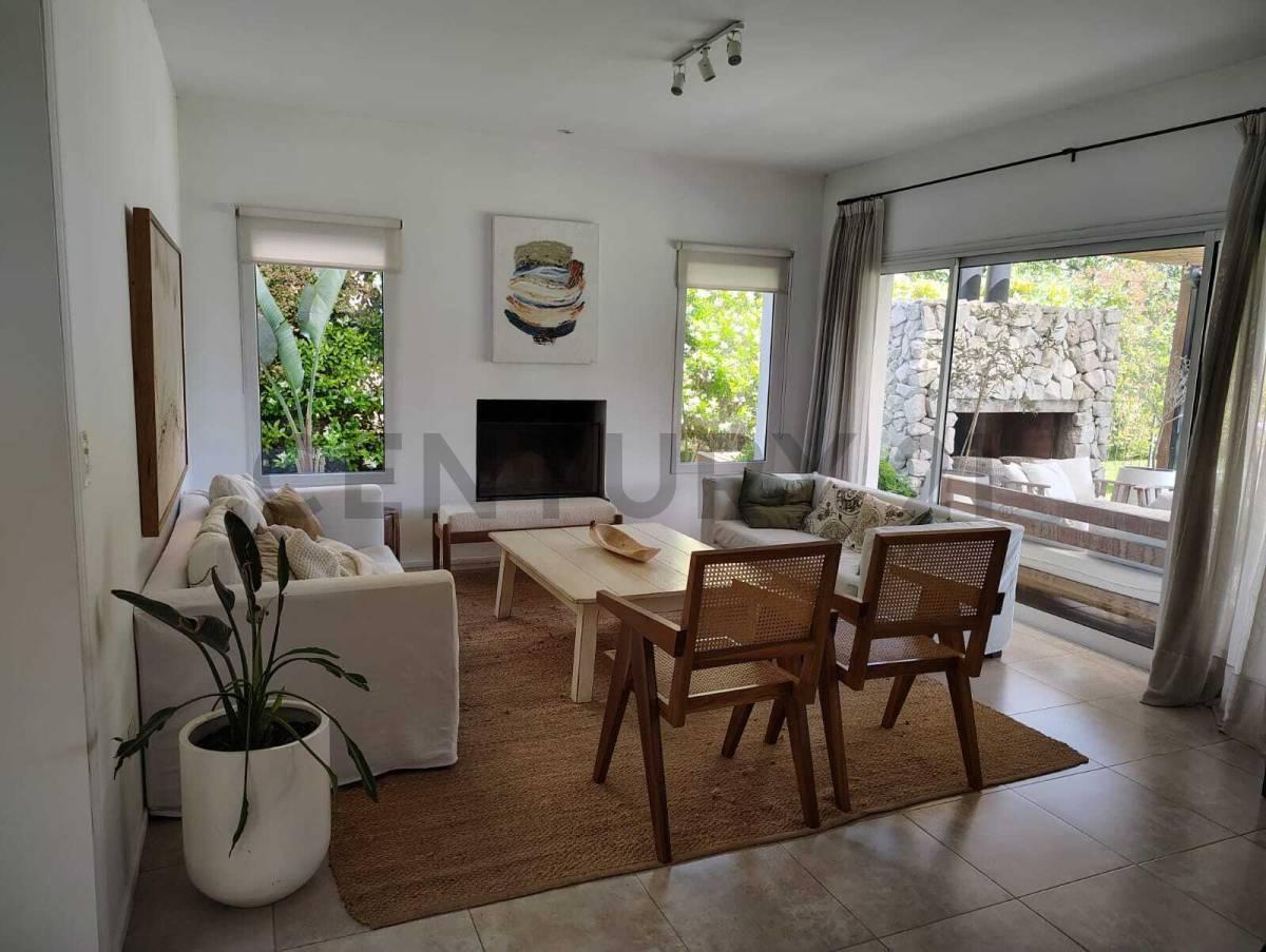 Foto de Casa en alquiler Temporal– Barrio Cerrado La Escondida, Bella Vista, imagen 3