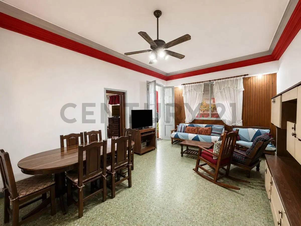 VENTA PH 4 AMB PARQUE AVELLANEDA CON QUINCHO 4