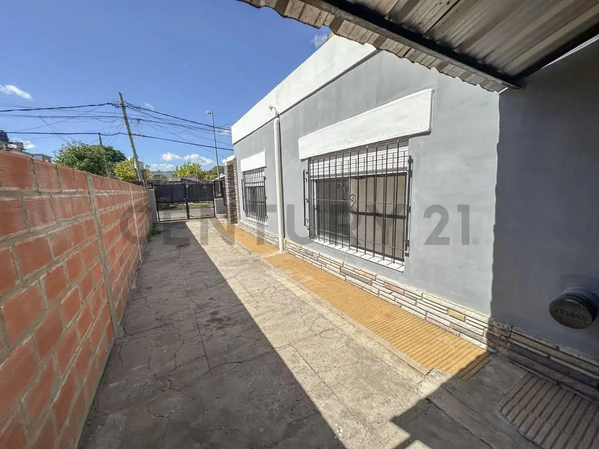 CASA 3 AMBIENTES + MONOAMBIENTE EN VENTA SAN MIGUEL 3