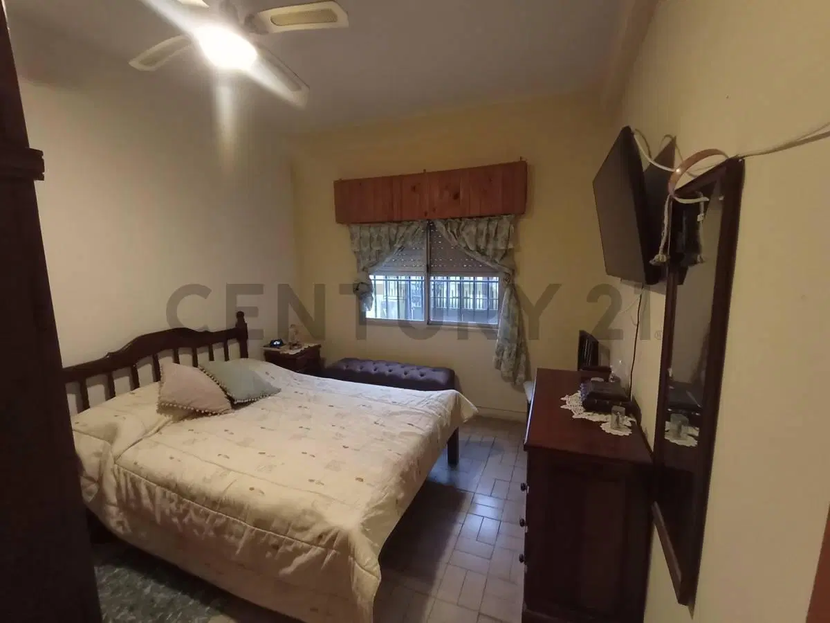 VENTA CASA JOSE C. PAZ 4 AMBIENTES 2