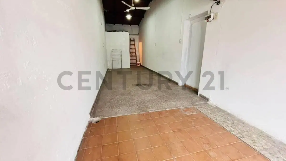 ALQUILER LOCAL COMERCIAL A LA CALLE - EXCELENTE UBICACIÓN 4