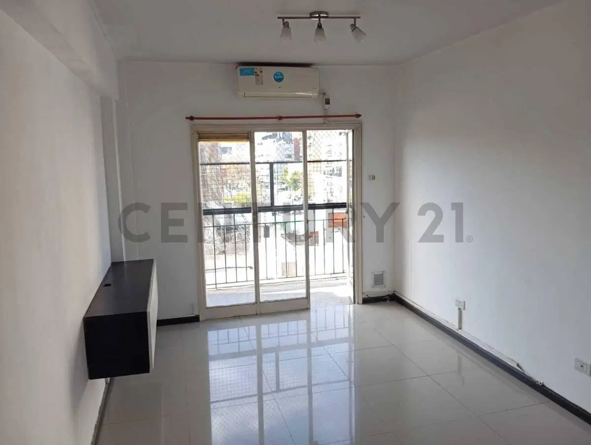 Venta departamento 3 ambientes ubicación estratégica 4