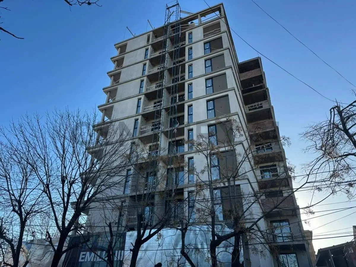 Departamento 2 ambientes a estrenar con cochera en Hurlingham 5