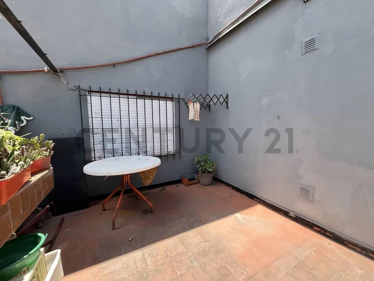 Venta Casa multifamiliar - San Miguel 8