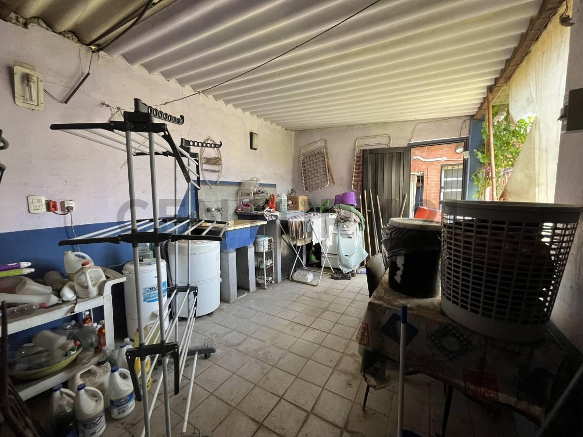 Foto de Venta Casa multifamiliar - San Miguel, imagen 4