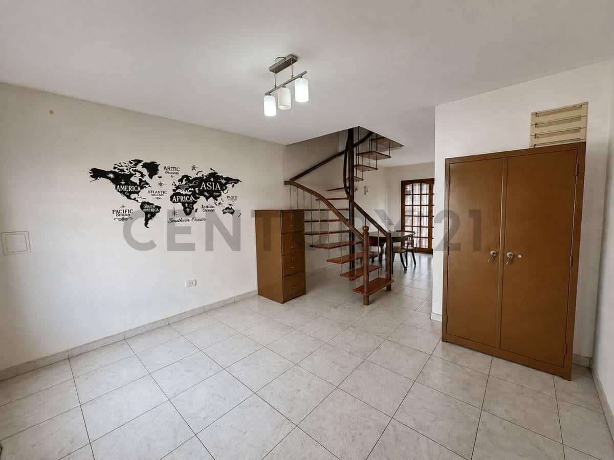 Foto de VENTA DUPLEX 3 AMBIENTES EN COMPLEJO- CASTELAR MORON/APTO CREDITO, imagen 5