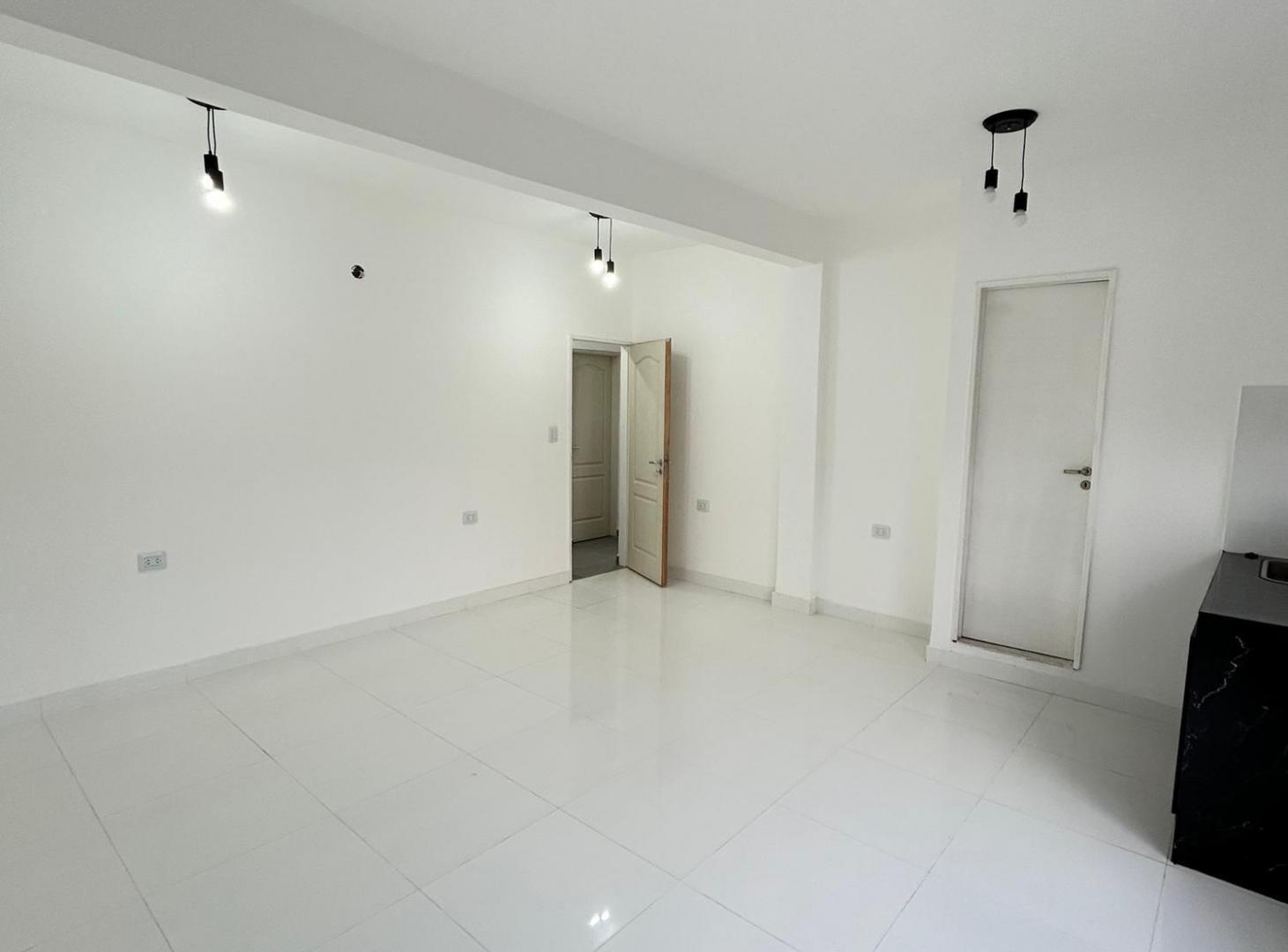 Foto de Oficinas en alquiler en Bella Vista - SIN EXPENSAS, imagen 2