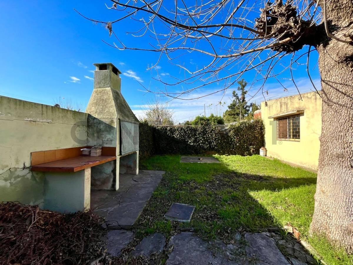 Foto de VENTA CASA 3 AMBIENTES - APTO CREDITO - SAN MIGUEL, imagen 1