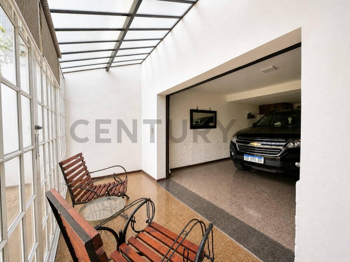 Foto de NUEVO VALOR || VENTA DE CASA 4 AMBIENTES EN SAN MIGUEL | APTA CRÉDITO, imagen 4