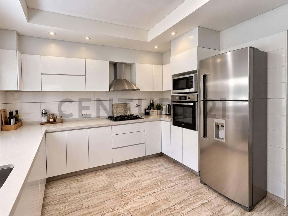 Foto de Casa en Venta en Las Acacias | Lote 1.557 m² | Pileta | 5 Dormitorios, imagen 4