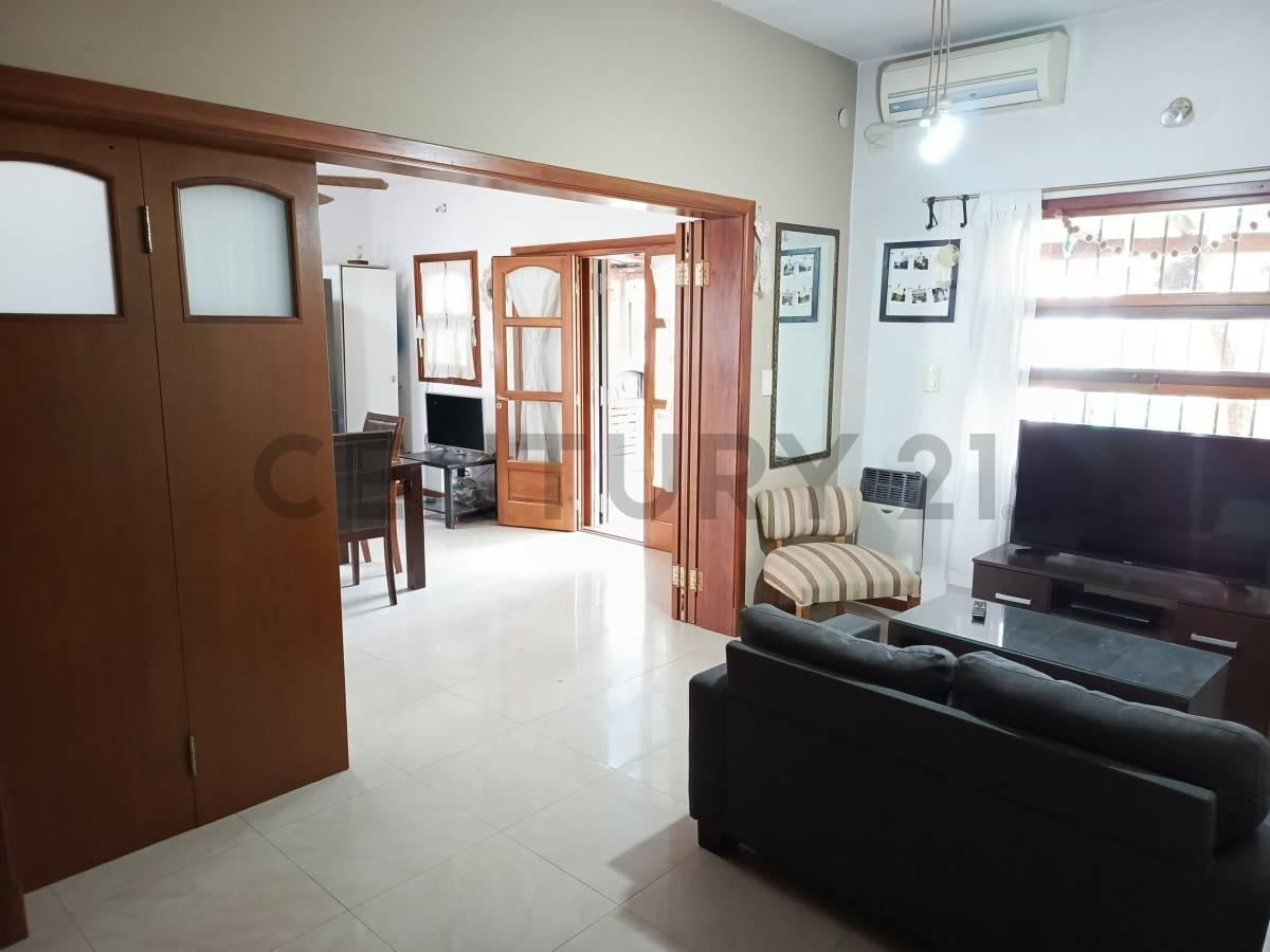 Foto de CASA EN VENTA | 4 DORMITORIOS | QUINCHO COMPLETO | GRAN PARQUE | MUÑIZ, imagen 4