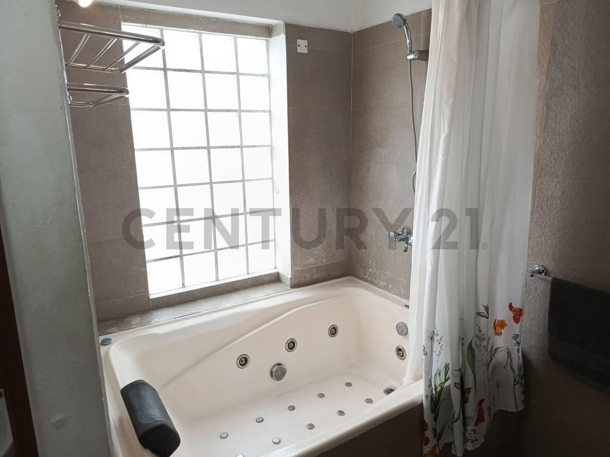 Foto de CASA EN VENTA | 4 DORMITORIOS | QUINCHO COMPLETO | GRAN PARQUE | MUÑIZ, imagen 5