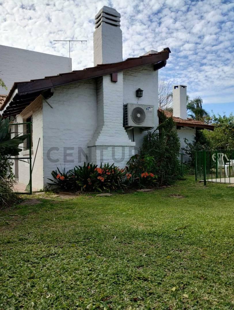 Foto de CASA 4 AMB CON PILETA EN BARRIO PRIVADO "LAS LAJAS I-SEGURIDAD Y, imagen 5