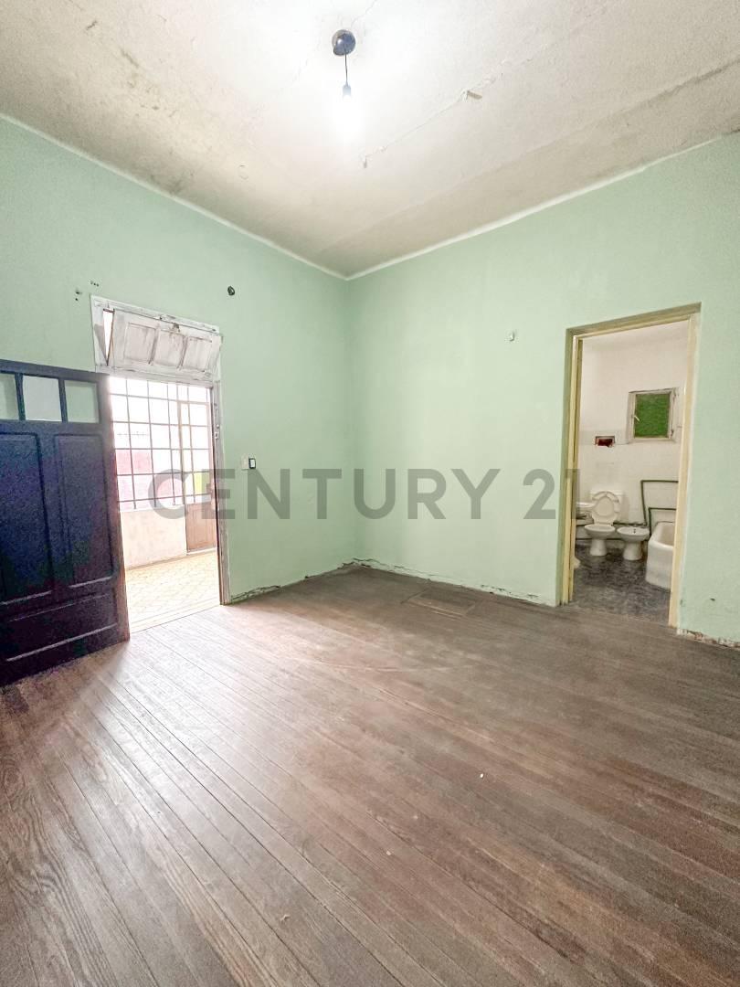 Foto de CASA EN VENTA SAN MIGUEL IDEAL PARA DESARROLLO O REFACCION, imagen 3