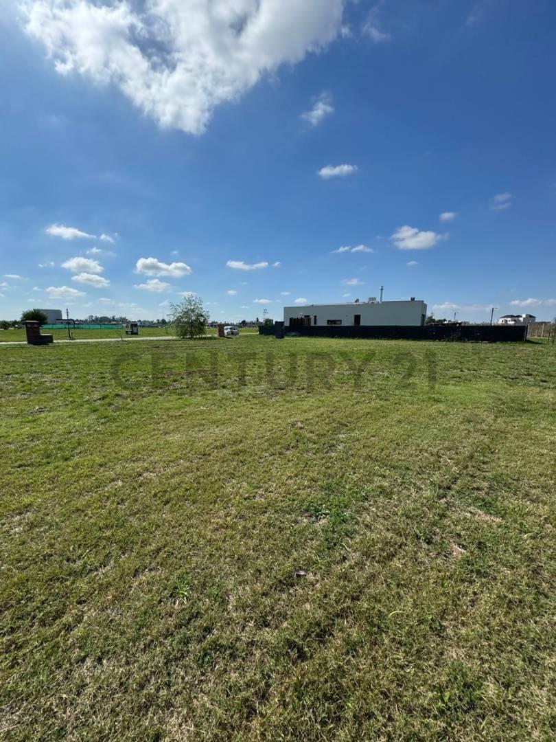 Foto de LOTE EN VENTA CON FINANCIACIÓN EN BARRIO CERRADO VILLAGE JOVEN DE BELLA, imagen 2