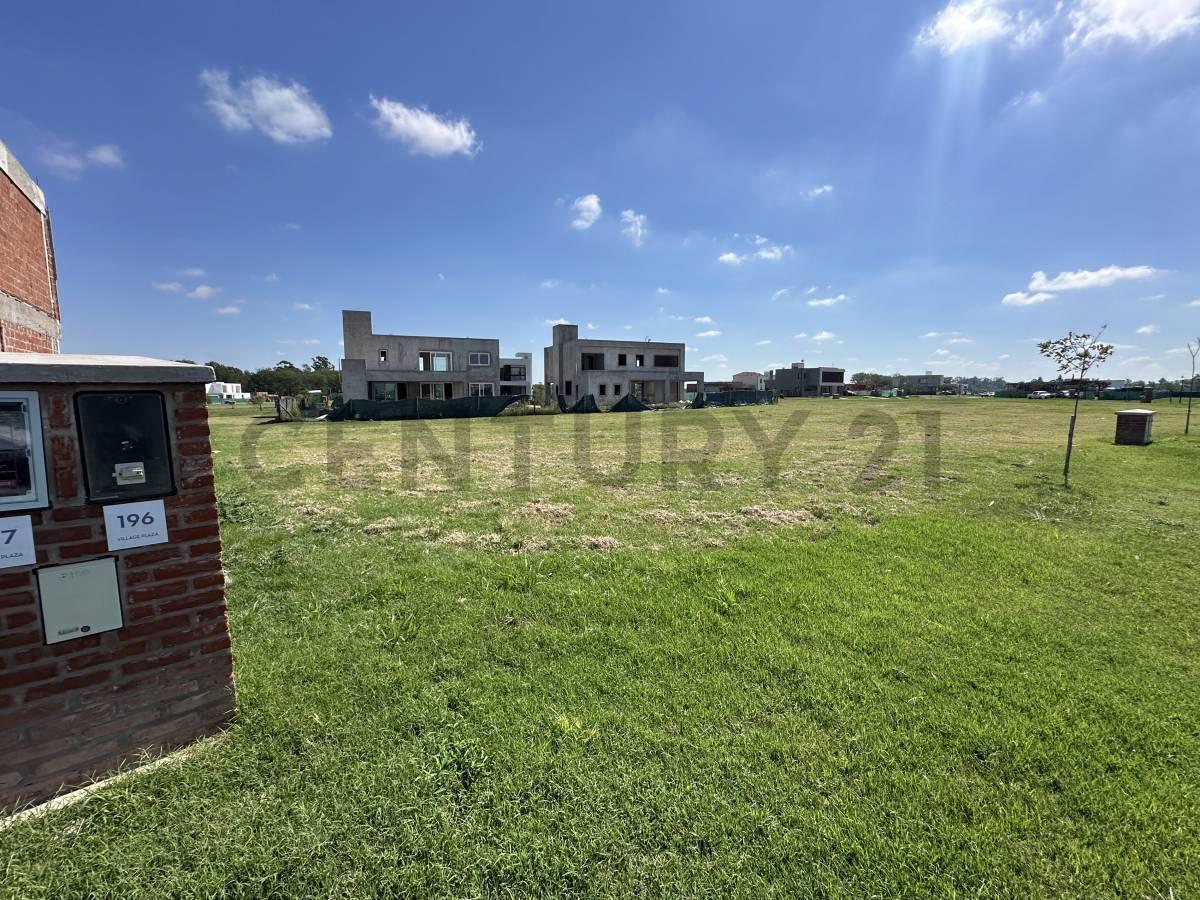 Foto de Lote en Venta en Barrio Village Plaza Bella Vista, imagen 2