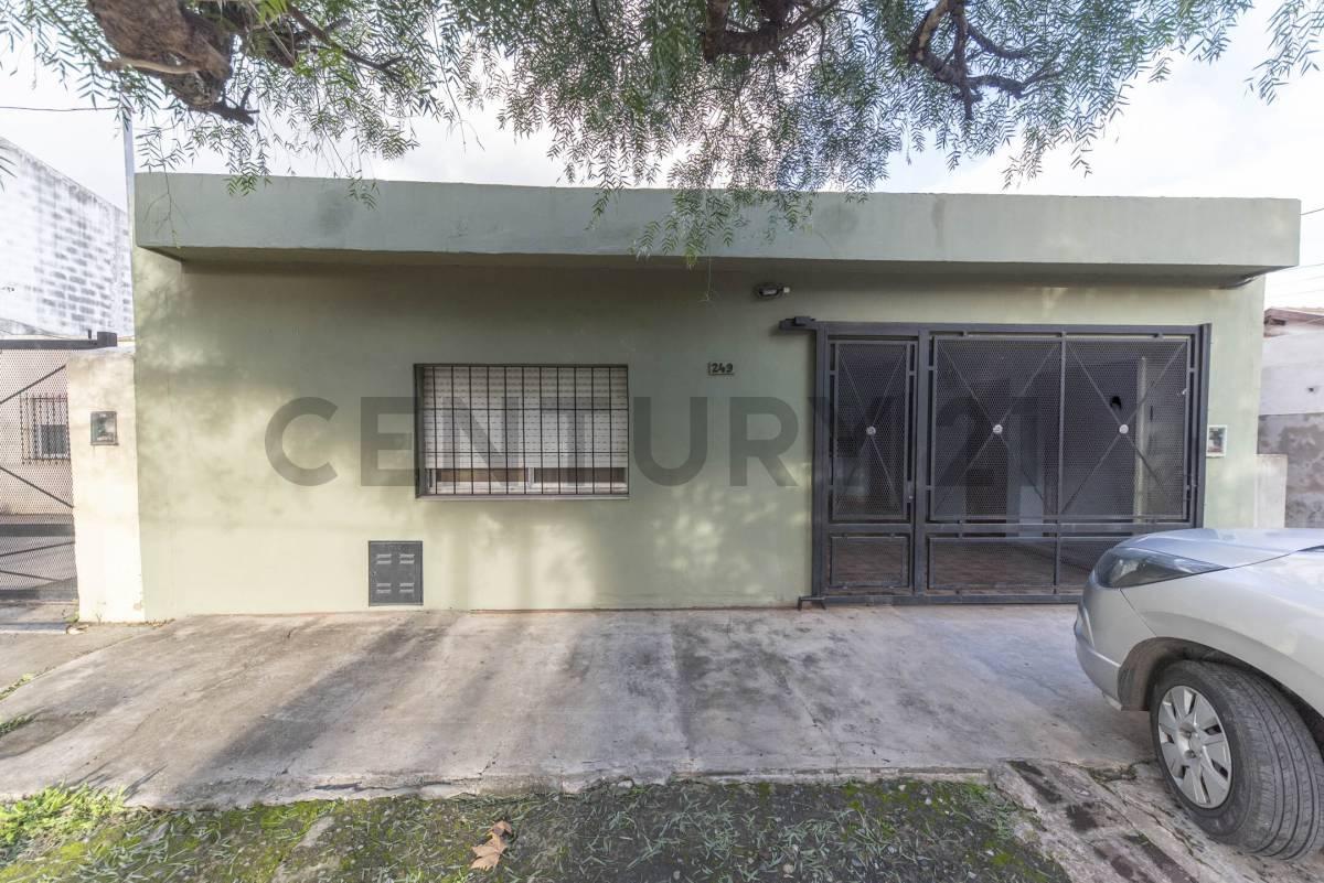 Foto de CASA 2 AMB EN EL CENTRO DE BELLA VISTA, imagen 4