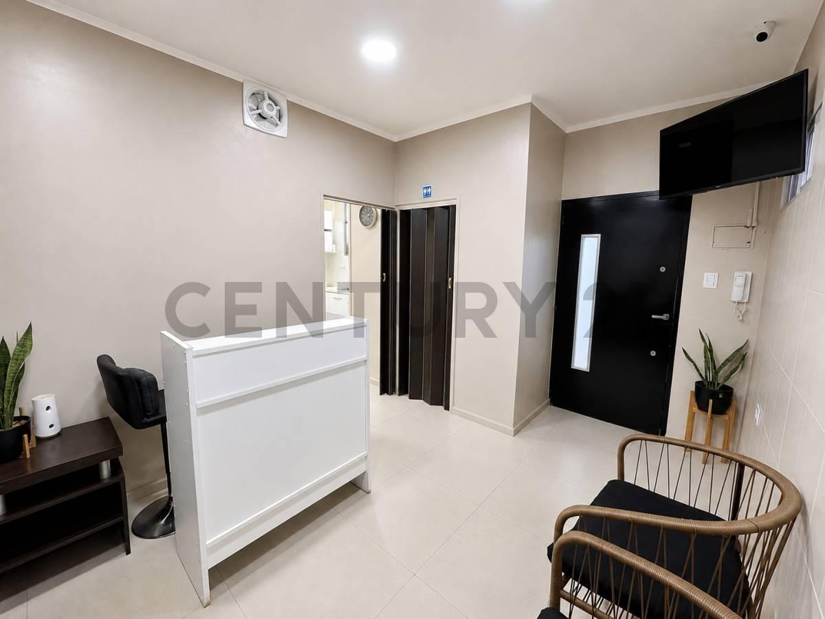 Foto de CASA CON LOCAL Y DEPARTAMENTO AL FONDO EN VENTA, imagen 3