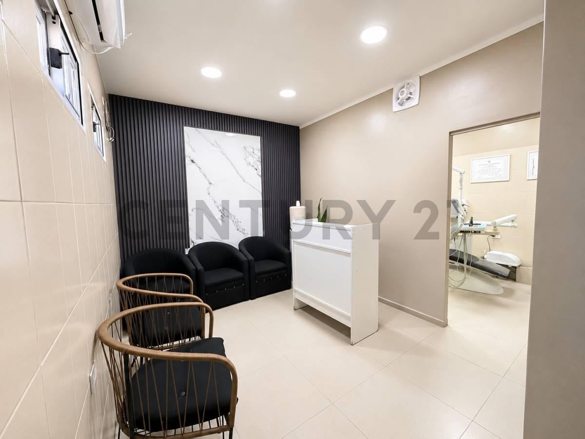 Foto de CASA CON LOCAL Y DEPARTAMENTO AL FONDO EN VENTA, imagen 2