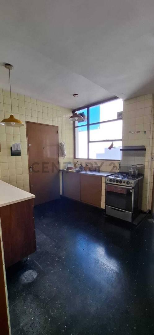 Foto de Departamento 4 ambientes en venta belgrano con cochera, imagen 4