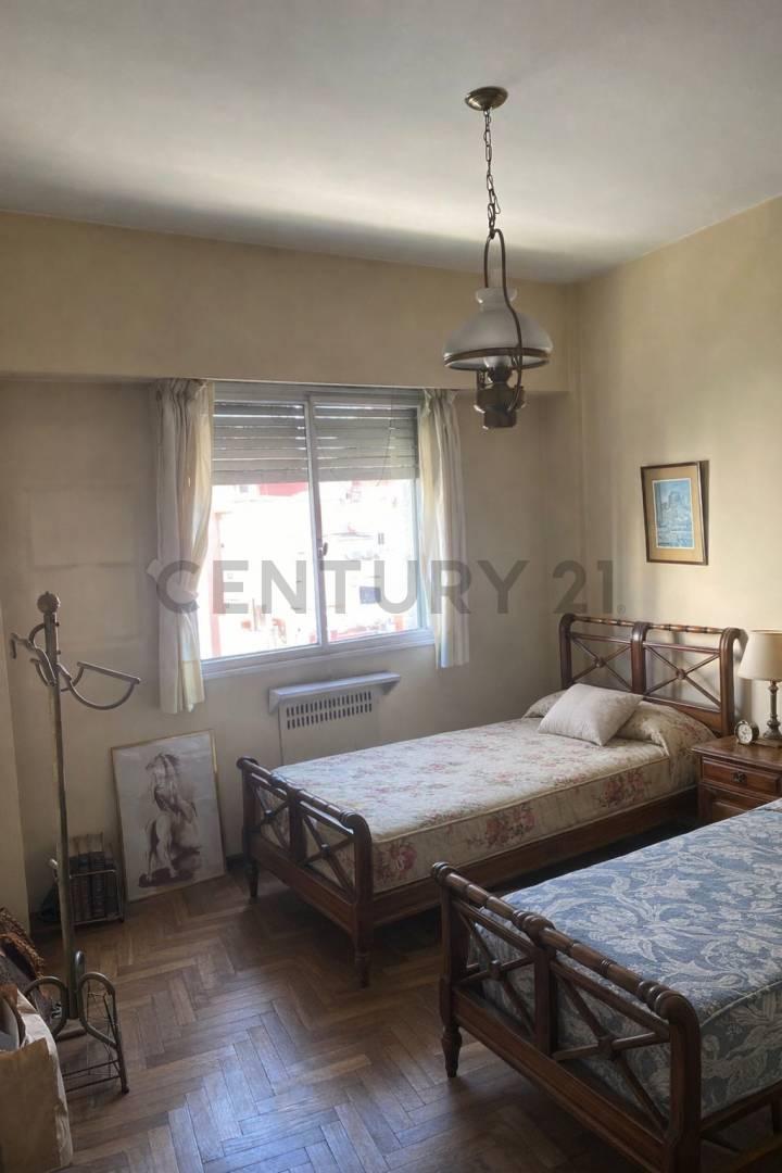 Foto de Departamento 4 ambientes en venta belgrano con cochera, imagen 2