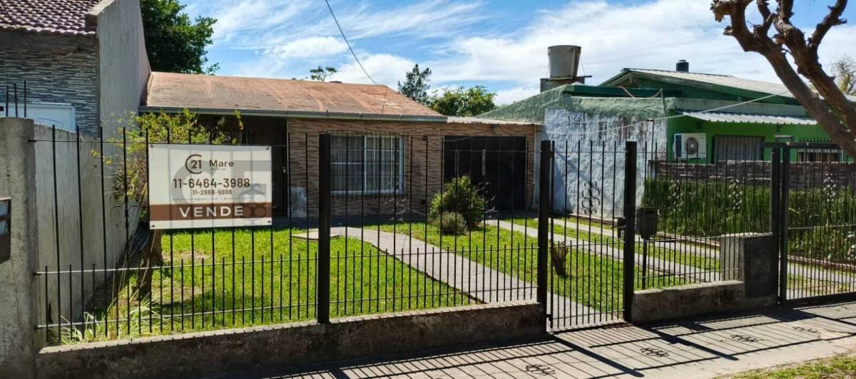 Foto de VENTA CASA 4 AMBIENTES EN SAN MIGUEL, imagen 2