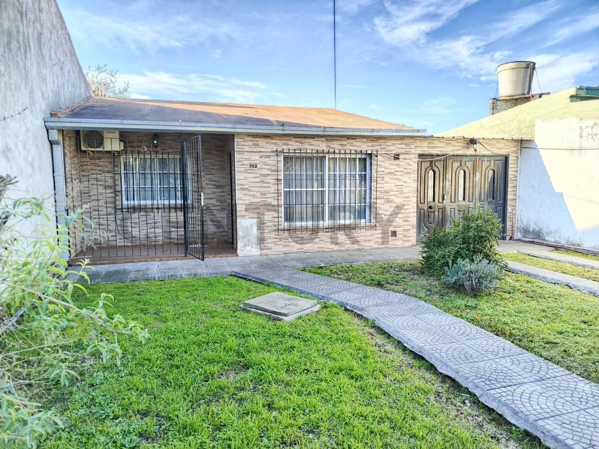 Foto de VENTA CASA 4 AMBIENTES EN SAN MIGUEL, imagen 1