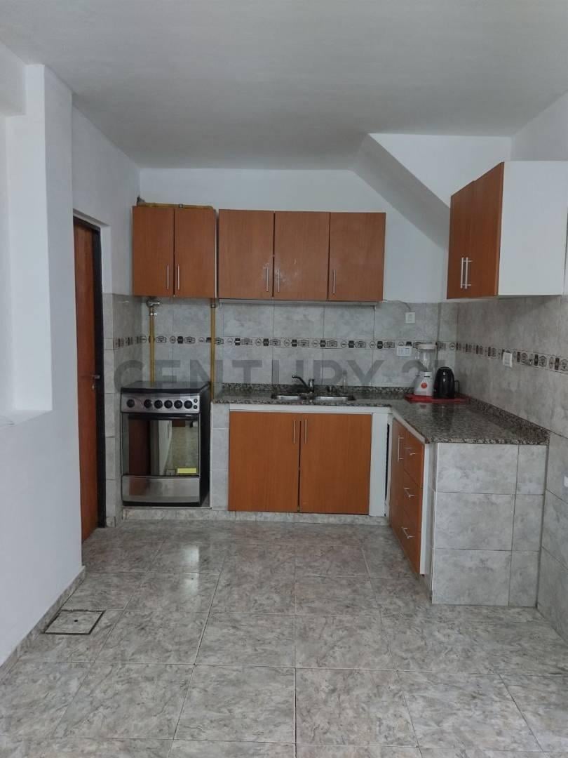 Foto de VENTA DE DUPLEX EN VILLA TESEI (APTO CREDITO IAF), imagen 4