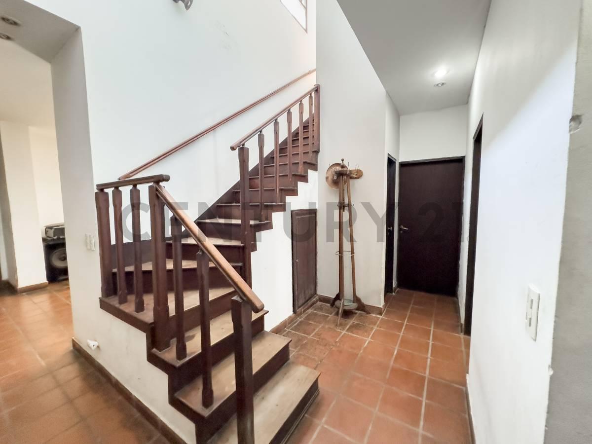 Foto de VENTA CASA 4 AMBIENTES HURLINGHAM GOLF APTO CRÉDITO, imagen 3