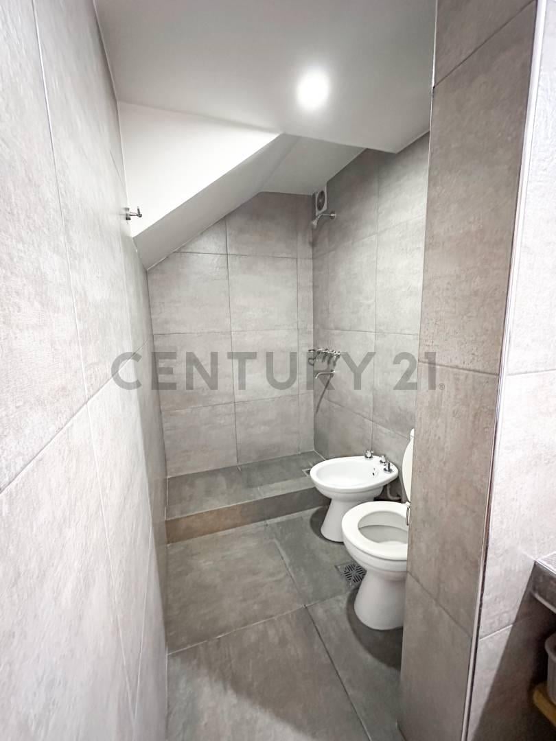 Foto de CASA 5 AMBIENTES EN VENTA - JOSE C. PAZ, imagen 2