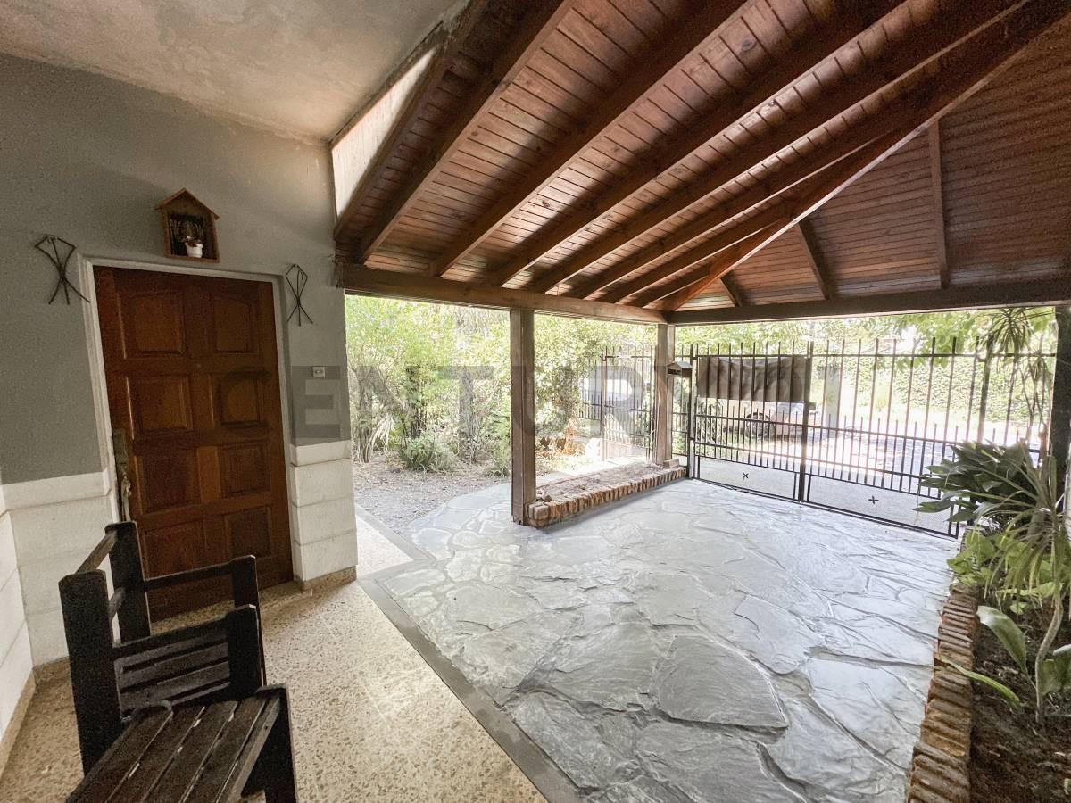 Foto de CASA 3 AMB CON COCHERA AL FRENTE MAS DEPARTAMENTO 2 AMB EN EL FONDO, imagen 4
