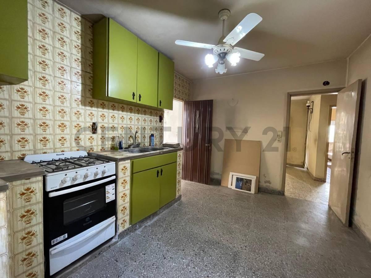 Foto de Venta Casa 3 ambientes a reciclar en Tortuguitas, imagen 3