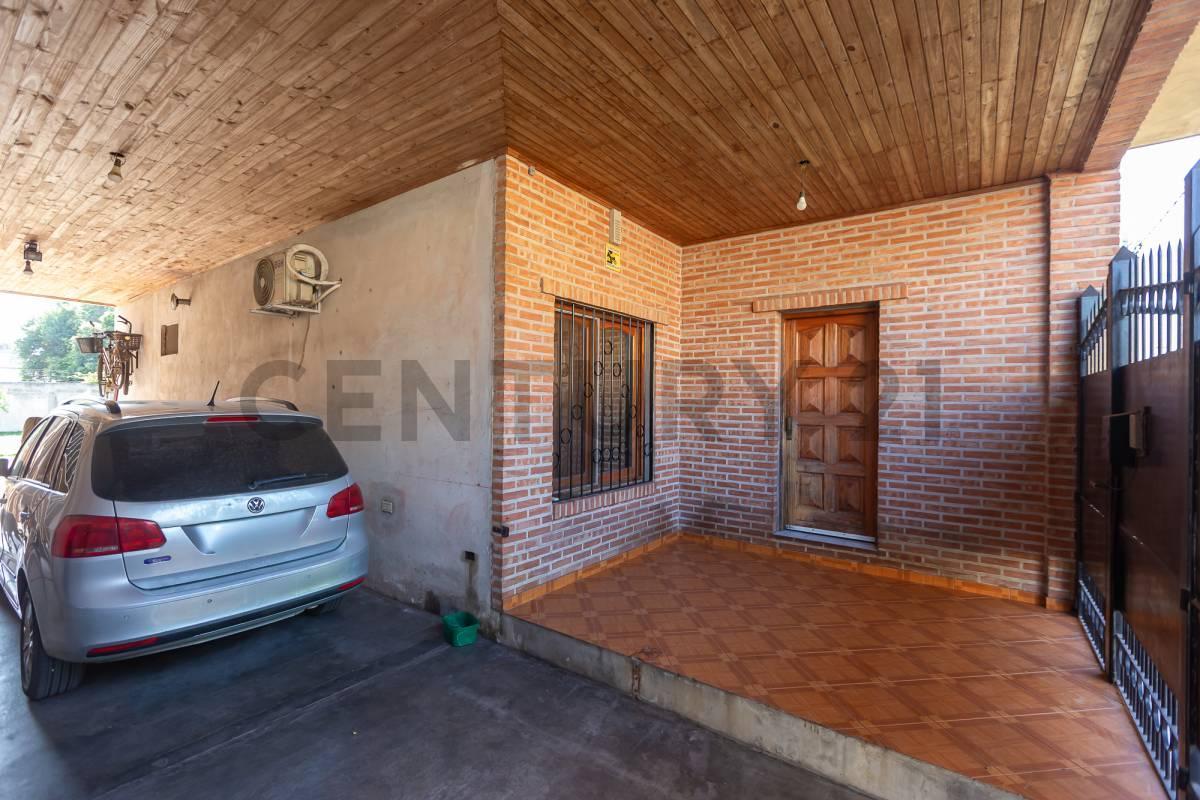 Foto de Venta casa 5 ambiente - Multifamiliar - Acepta Permuta, imagen 1