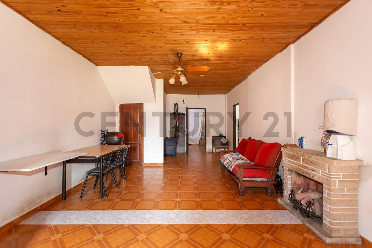 Foto de Venta casa 5 ambiente - Multifamiliar - Acepta Permuta, imagen 3