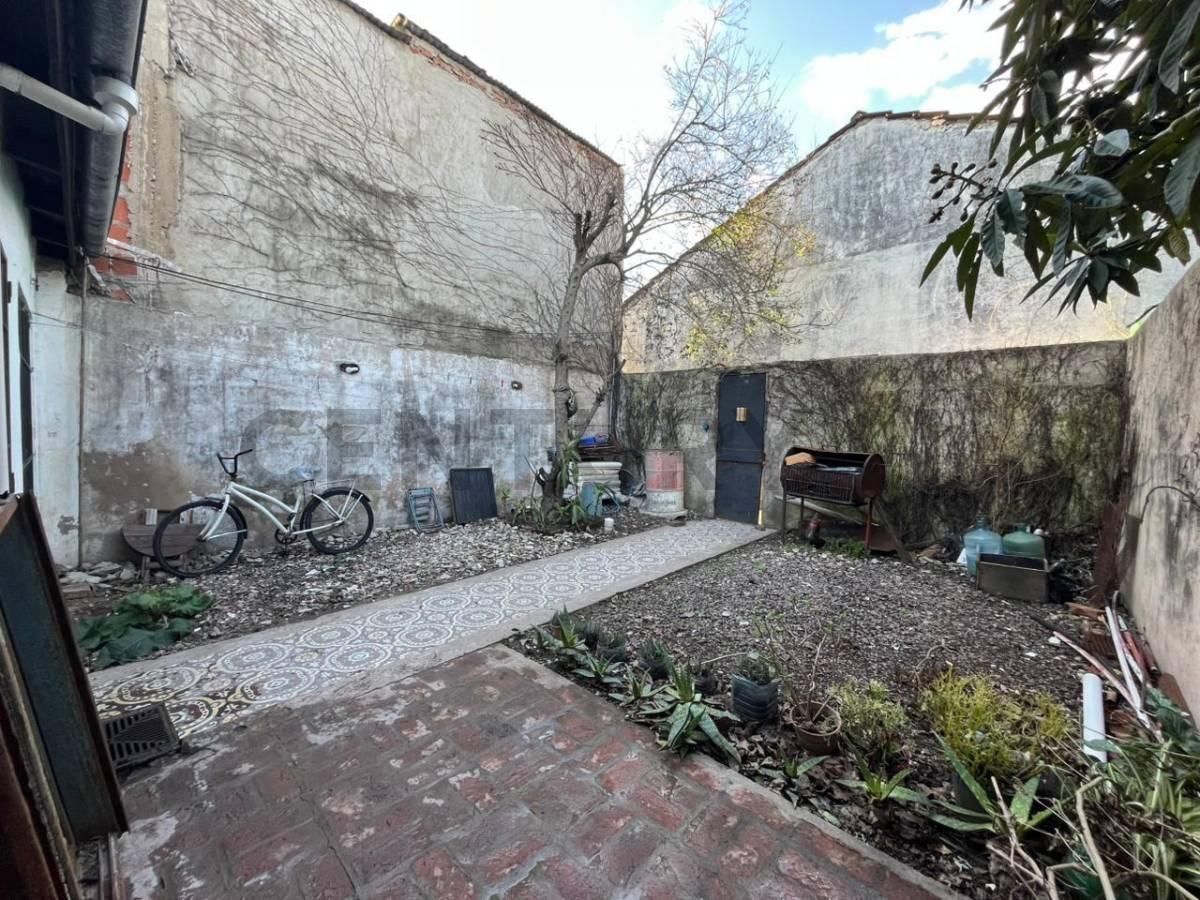 Foto de VENTA PH 2 AMBIENTES CON PATIO - ACEPTA PERMUTA, imagen 1