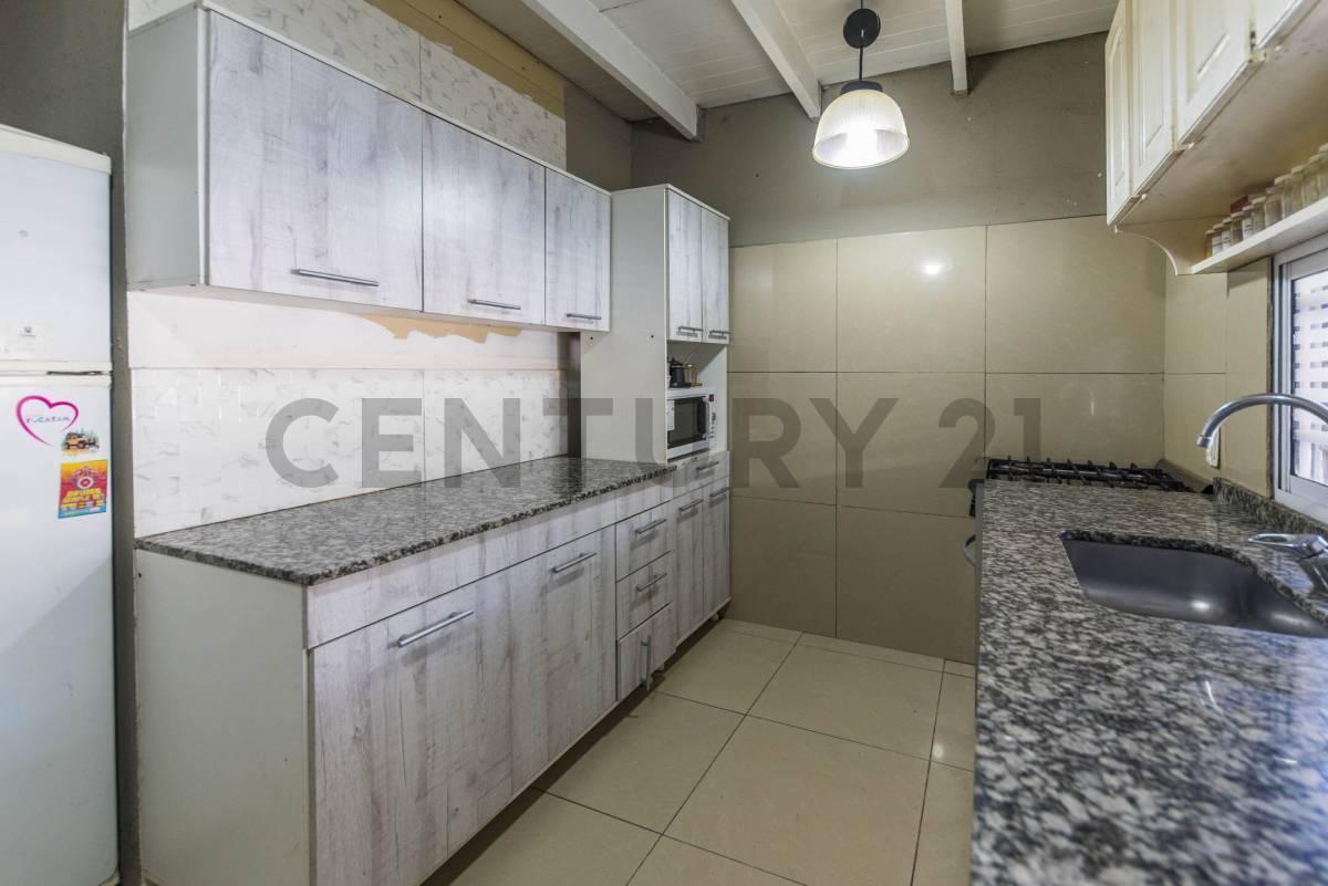 Foto de VENTA EXCELENTE CASA 5 AMBIENTES EN BARRIO CERRADO - TORTUGUITAS /, imagen 5