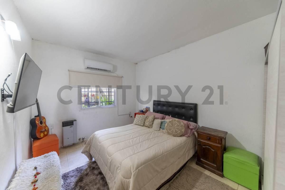 Foto de VENTA EXCELENTE CASA 5 AMBIENTES EN BARRIO CERRADO - TORTUGUITAS /, imagen 4