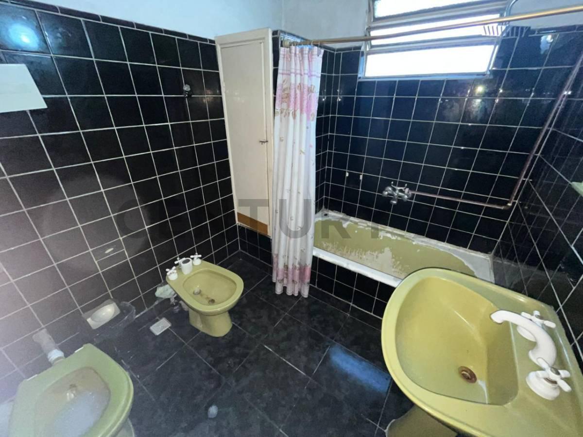 Foto de Venta casa 3 amientes con cochera - El Palomar, imagen 4
