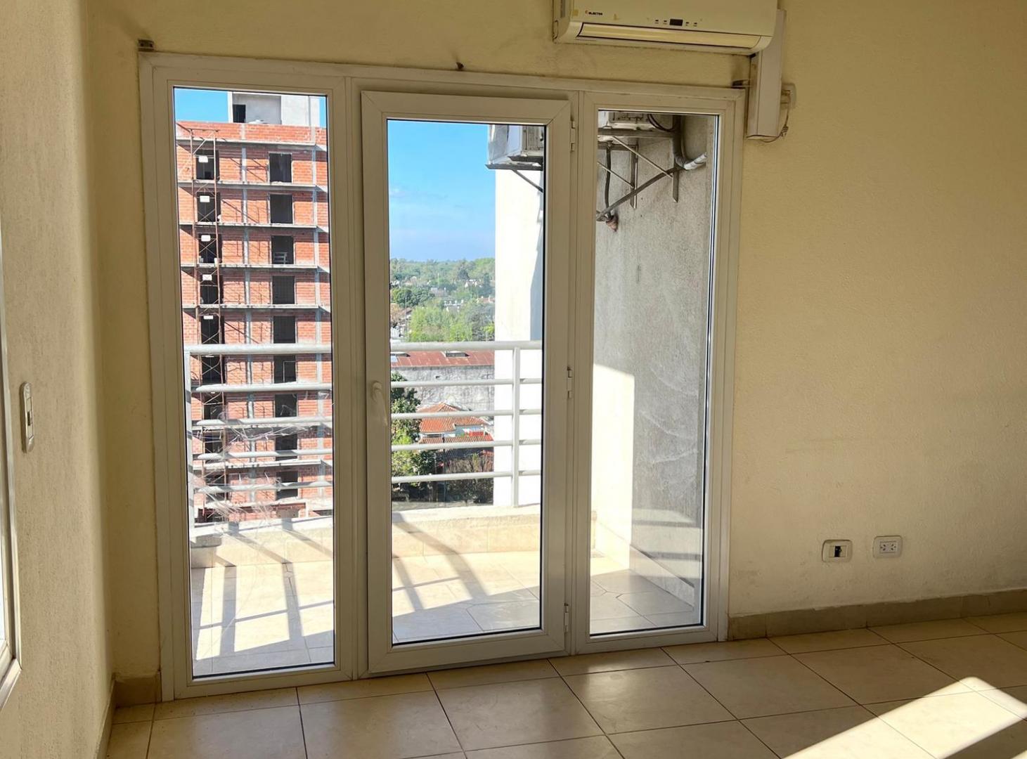 Foto de VENTA DE DEPARTAMENTO 2 AMB EN MUÑIZ CON COCHERA, imagen 4