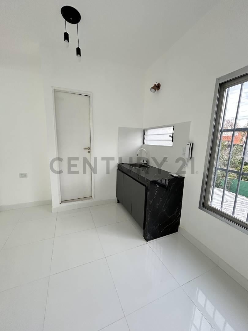 Foto de OFICINA EN BELLA VISTA - SIN EXPENSAS ZONA LOS BERROS, imagen 5