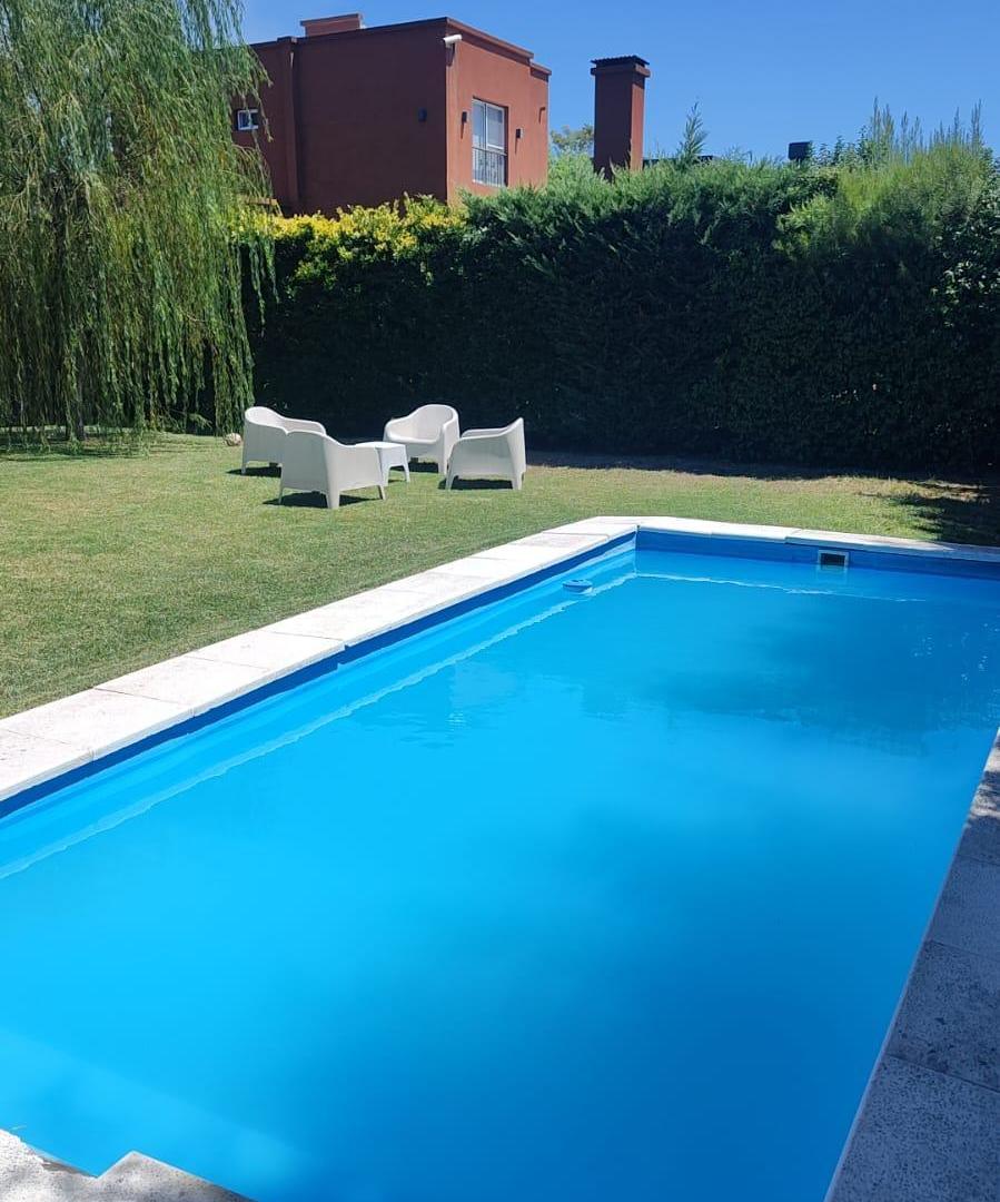 Foto de Casa en Alquiler temporal en Barrio Cerrado-Gran Roble|San Miguel, imagen 4