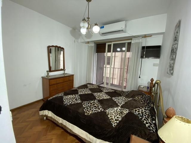 Departamento 3 Ambientes, con Balcon Corrido, en Caballito en Venta. 4