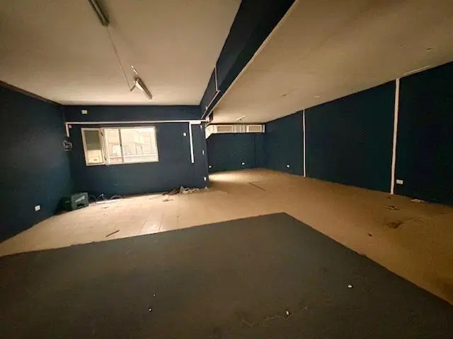 Local comercial en san telmo con cuerpo de 3 pisos de oficinas en venta 3