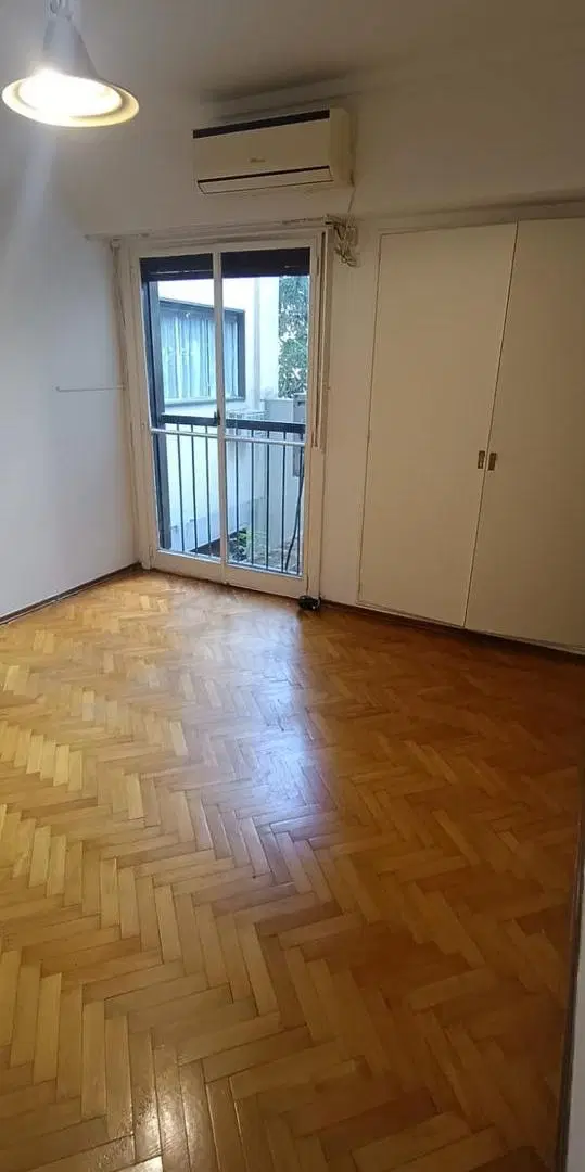 2 ambientes, luminoso, muy buena ubicacion. 5