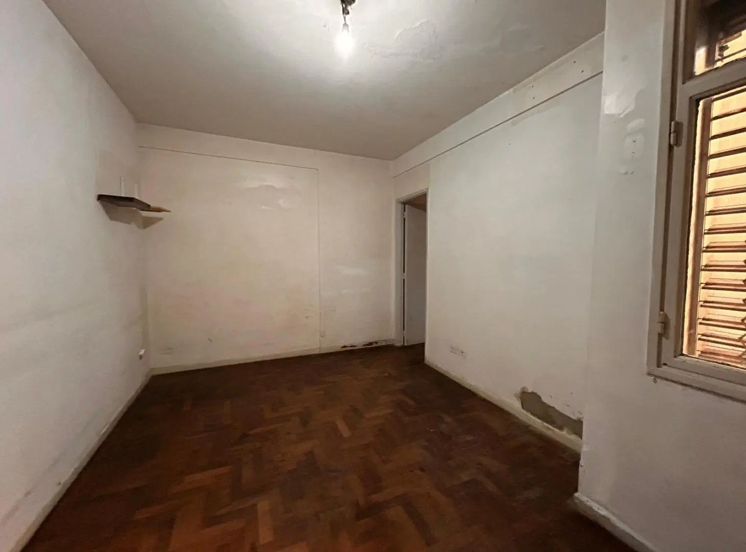 Departamento 2 amb cocina separada, primer piso por escalera en venta en Almagro 3