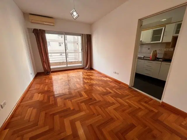 Depto 2 amb al ctfte con balcón y cochera con amenities en alquiler en Caballito 3