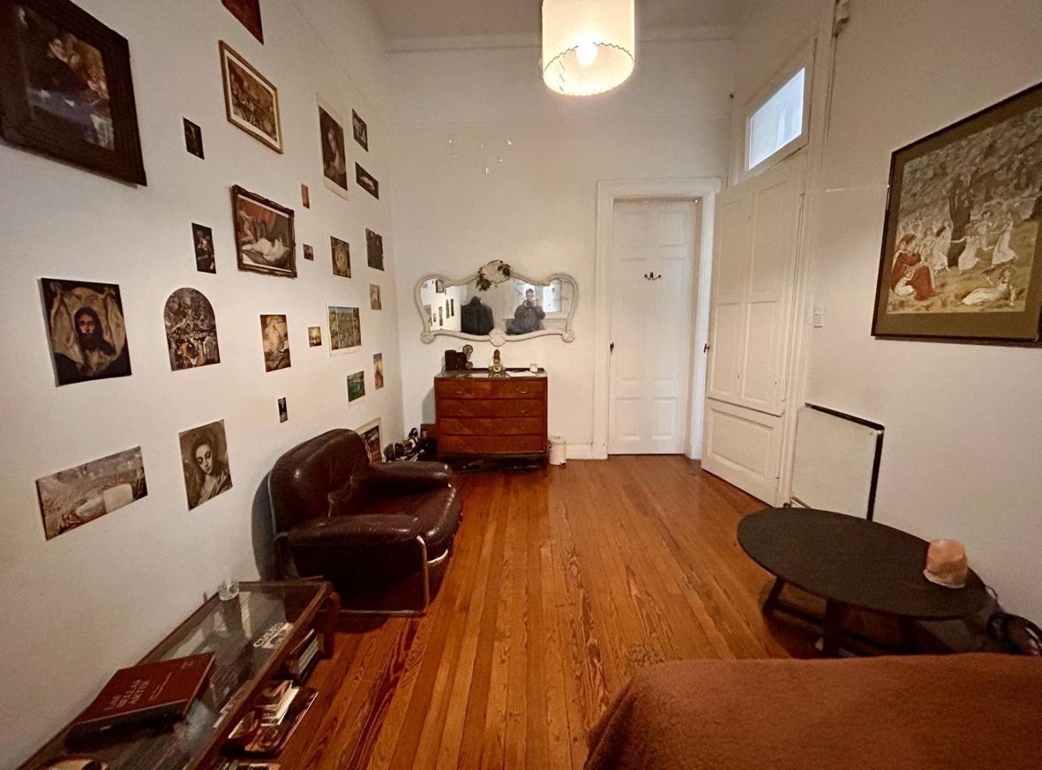 Foto de Departamento 3 amb, tipo ph, sobre Av. Rivadavia en venta en Almagro, imagen 4